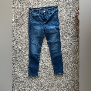 SIZE 8 Dark Wash High Rise American Eagle Skinny Jeans